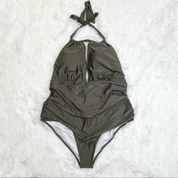 ➕ NWT Cupshe Olive Green Halter One Piece Swimsuit Size 3X - Picture 5 of 11